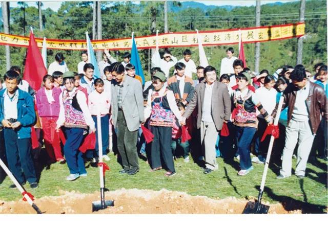 電網見證彝鄉發展60載!