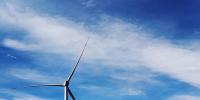 青海燊鴻海南共和49.5兆瓦風(fēng)電項(xiàng)目首臺風(fēng)機(jī)<font color=